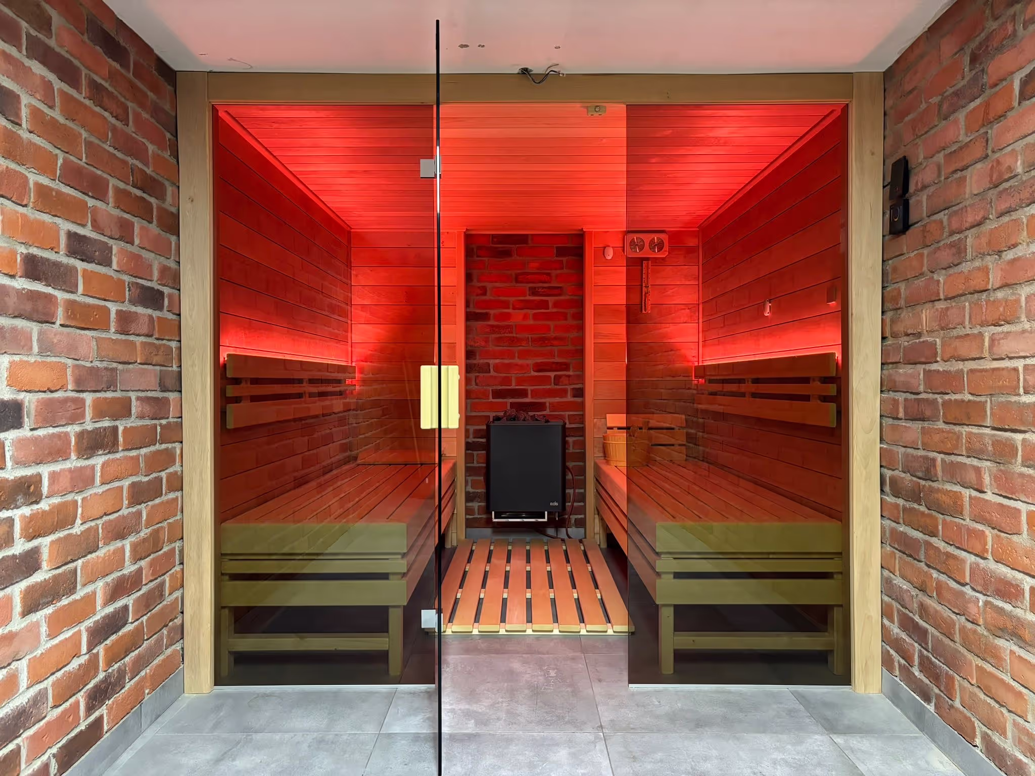 Dřevěná finská sauna