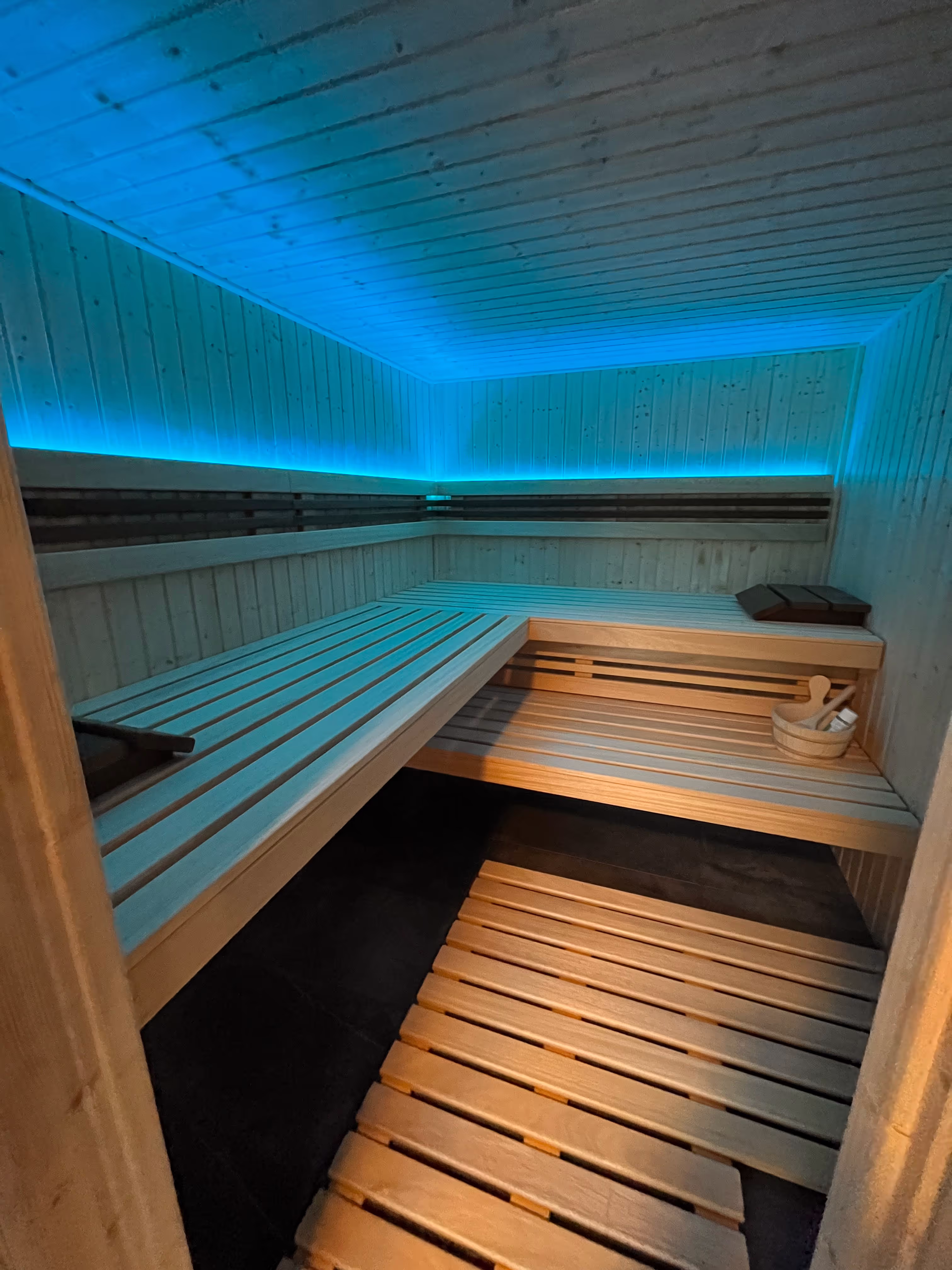 Dřevěná finská sauna